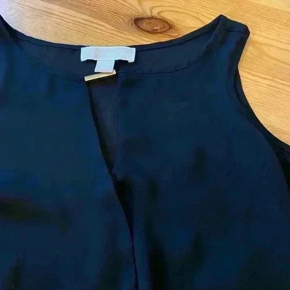 Michael Kors sleeveless top - Picture 2 of 11